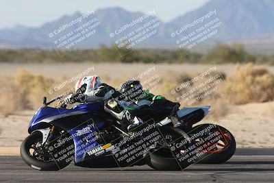 media/Nov-02-2025-CVMA (Sun) [[337aff29ab]]/Race 16-Formula Twins-Formula 40 UL(Holeshot)/